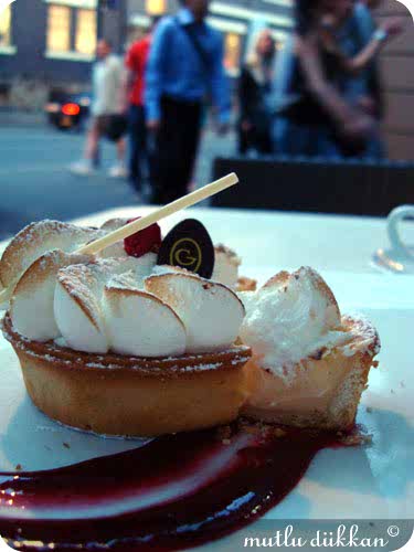 PLANET CAKE VE SYDNEY - VI