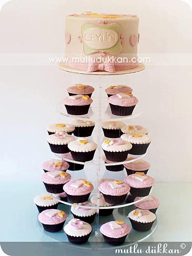 ROMANT?K B?R?NC? YA? GÜNÜ CUPCAKE VE PASTA KULES?