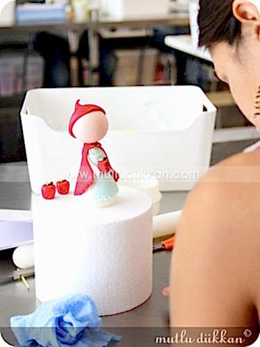 KESKİN KENARLI PASTA KURSU